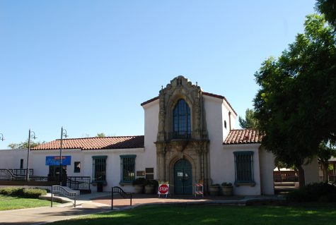Claremont Heritage Hosts Village Tours