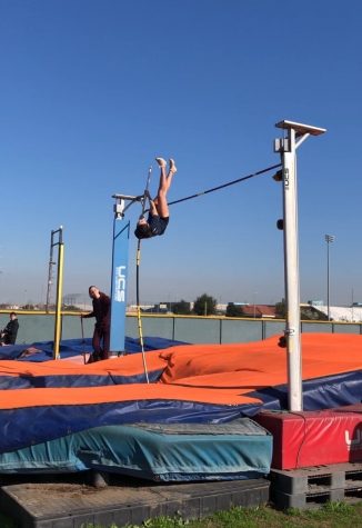 Sophomore Bella Sanvictores vaults to new heights on the totem pole